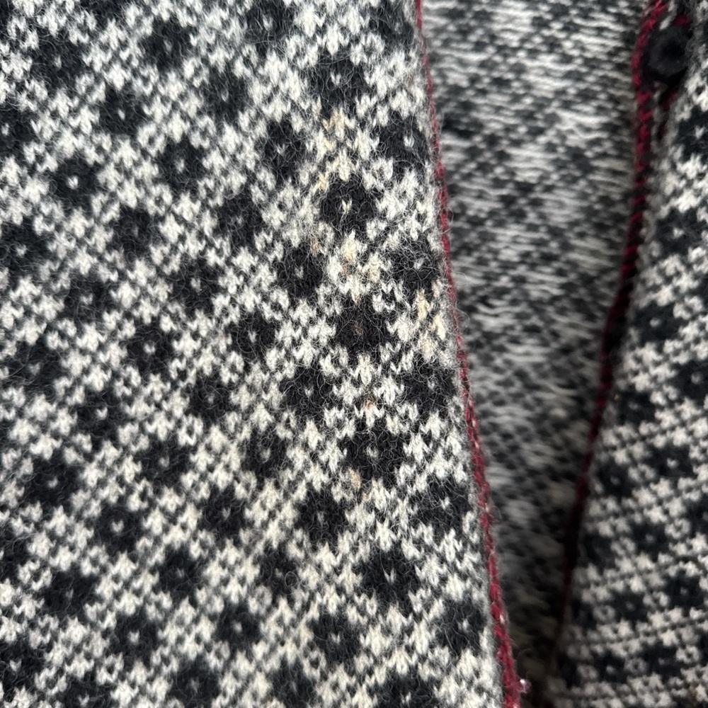 Black and White Patterned Cardigan - Picture 4 of 4